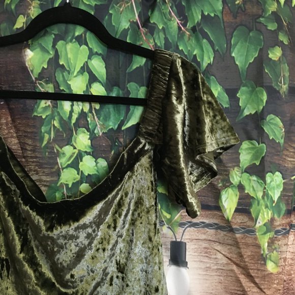 Potter's Pot Tops - 💚Velvet Off-The-Shoulder Blouse, Green